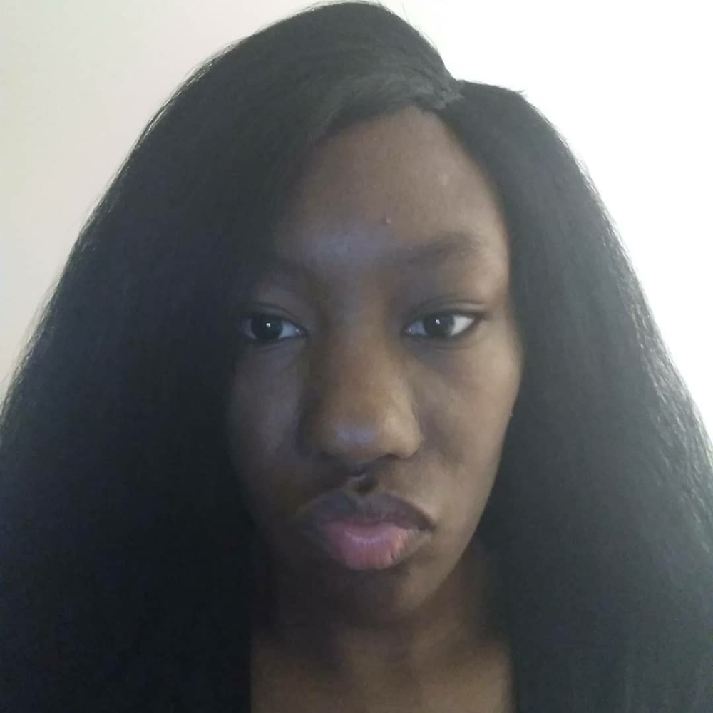 Meet your Posher, Niesha